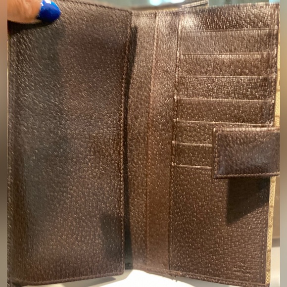 PRE-LOVED IN BOX GUCCI TAN/BROWN GG LOGO CANVAS W/LEATHER LONG BI-FOLD WALLET - Picture 13 of 16